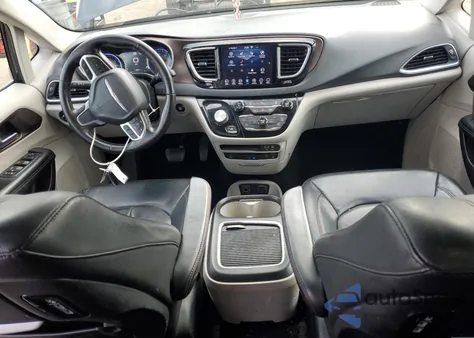 2019 Chrysler Pacifica Touring L Plus z USA, uszkodzony, nr VIN 2C4RC1EG3KR628167